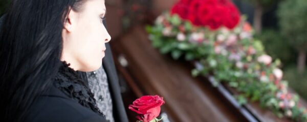 l-importance-du-soutien-et-de-l-expertise-des-pompes-funebres-pour-traverser-les-epreuves